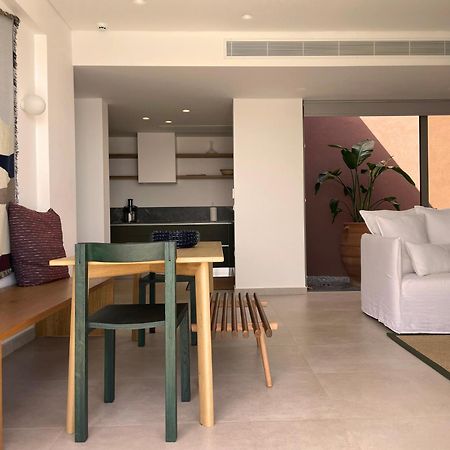 Plethora Luxury Suites Rodhia  ภายนอก รูปภาพ