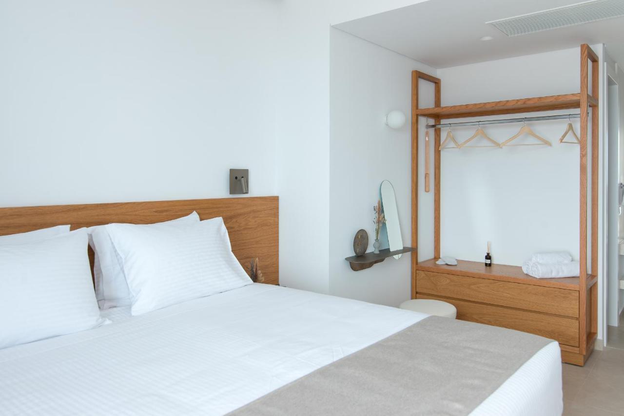 Plethora Luxury Suites Rodhia  ภายนอก รูปภาพ